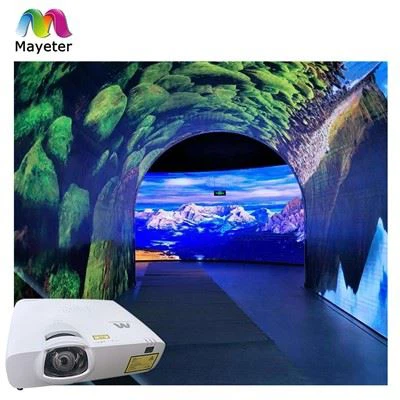 Máy chiếu đường hầm nhập vai